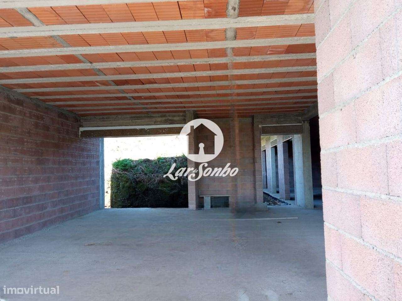 Moradia térrea T3 em Vila Verde - Grande imagem: 2/32