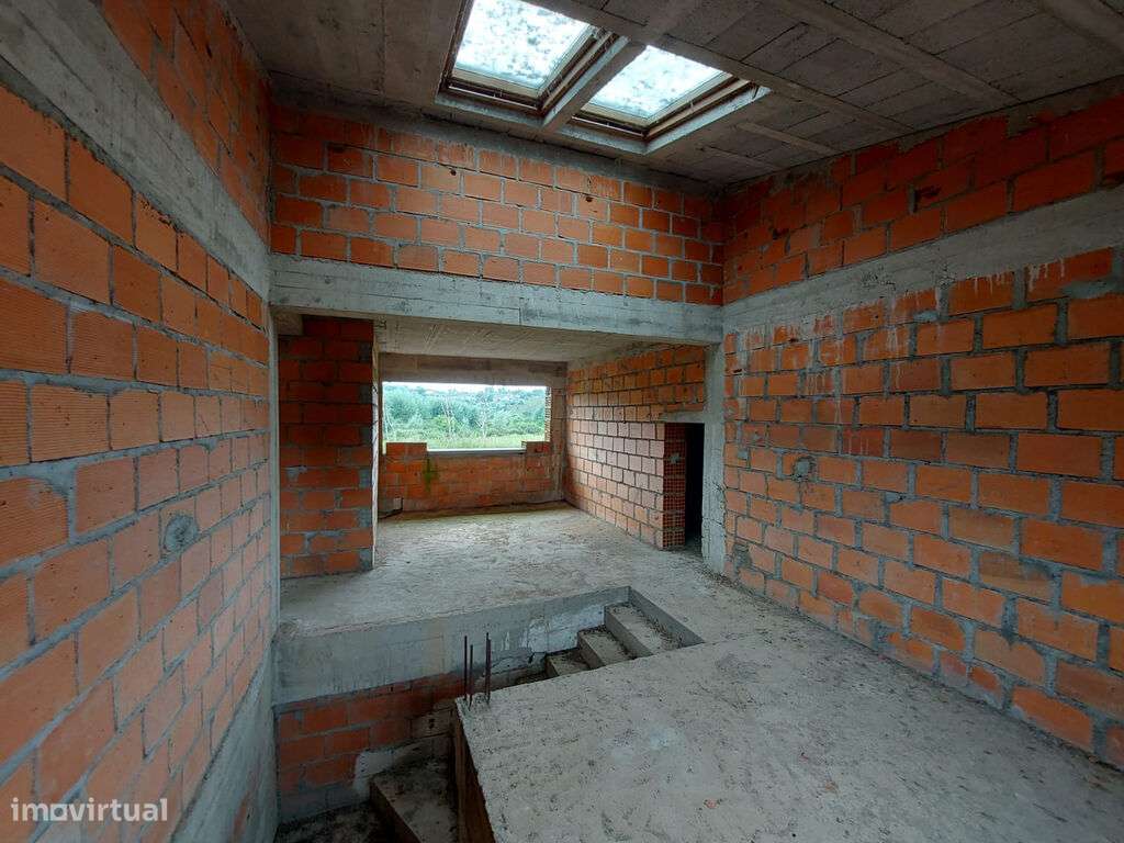Moradia T3  com Garagem em construção Vila Cova de Alva - Grande imagem: 4/16