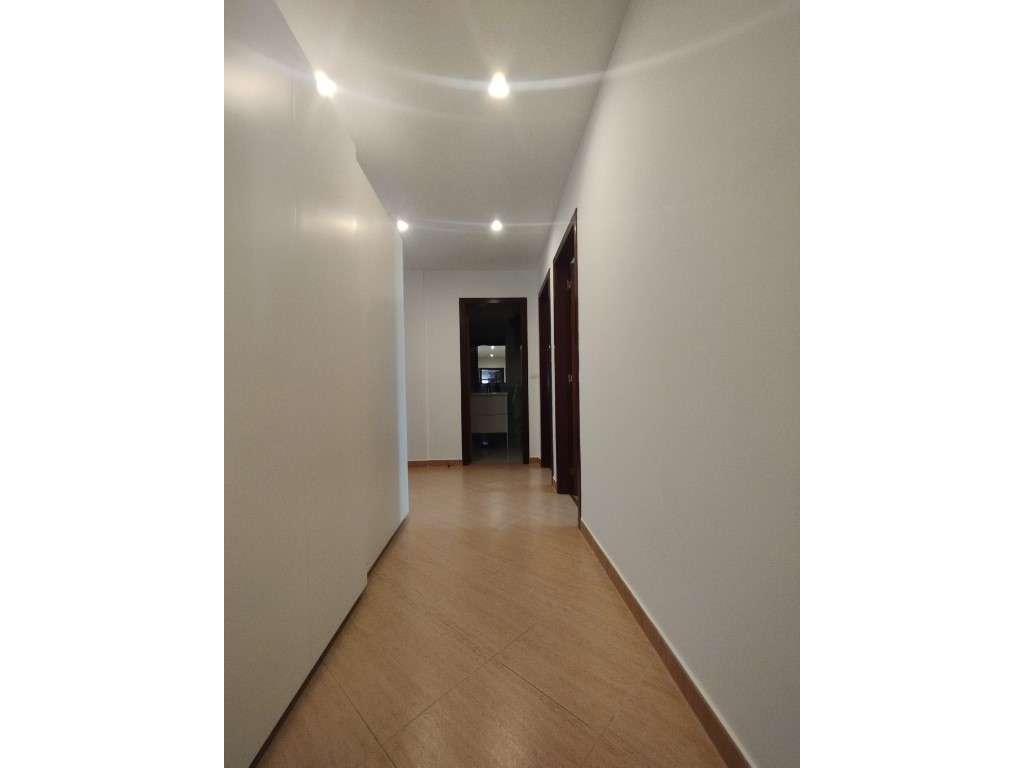 T2 com estacionamento e arrecadação em São Marcos-7