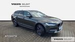 Volvo V90 Cross Country - 8