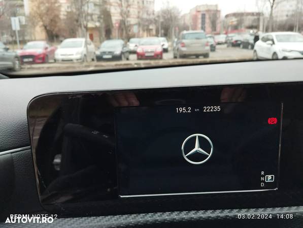 Mercedes-Benz CLA 200 7G-DCT - 22