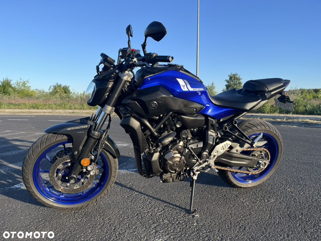 Yamaha MT - 2