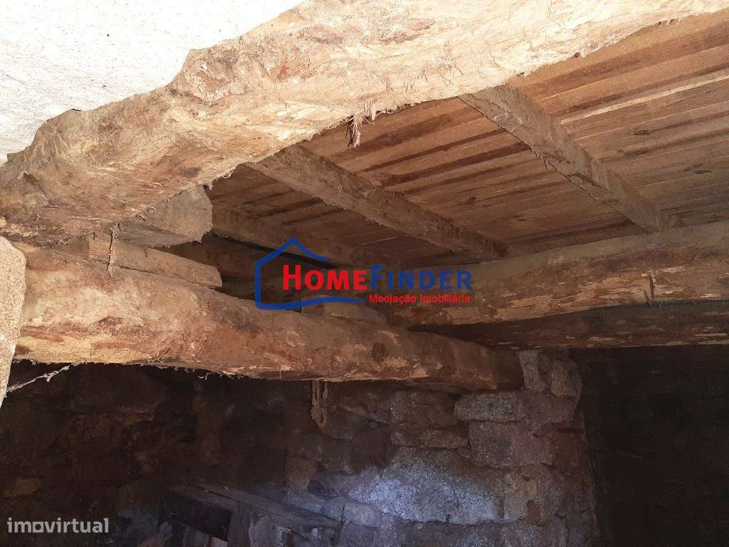 Moradia para Restauro - Fiães, Melgaço-27