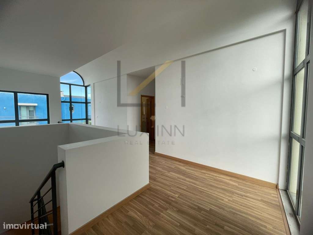 Moradia T3 com Piscina no Condomínio Palmela Village, Quinta do Anj...-31