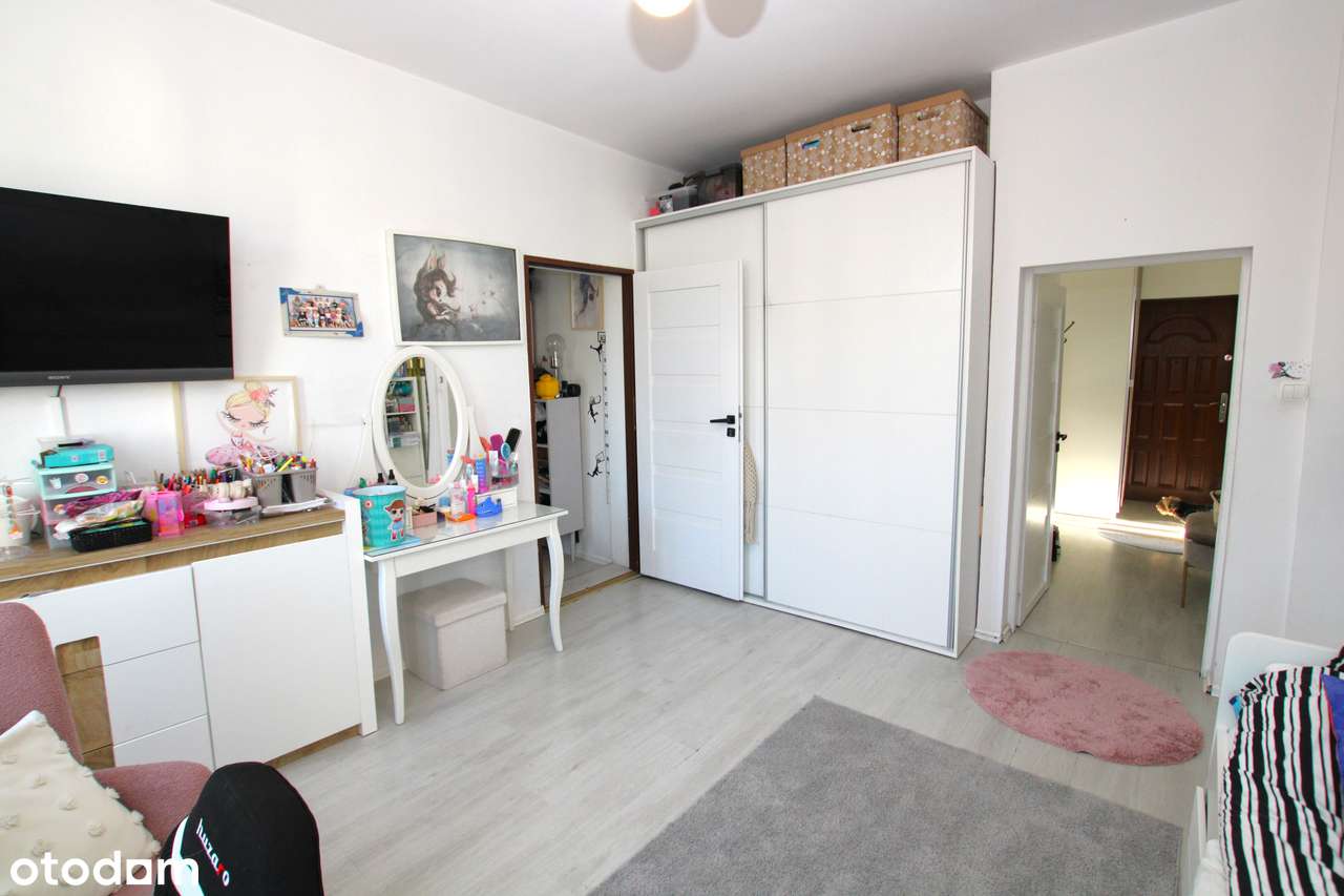 Mieszkanie 5-pokojowe z ogródkiem przy budynku MEDIA MIEJSKIE-8