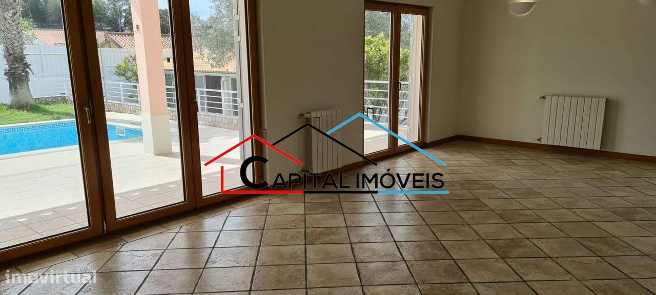 Moradia isolada T3+2 com piscina, em Caixas Sesimbra-14