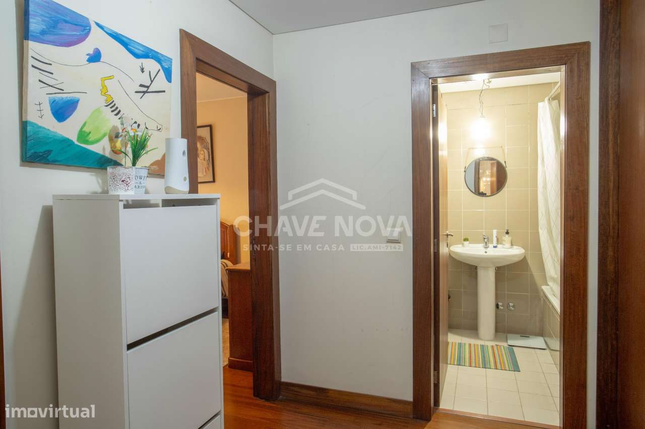 Excelente apartamento T2 em Oliveira do Douro-5