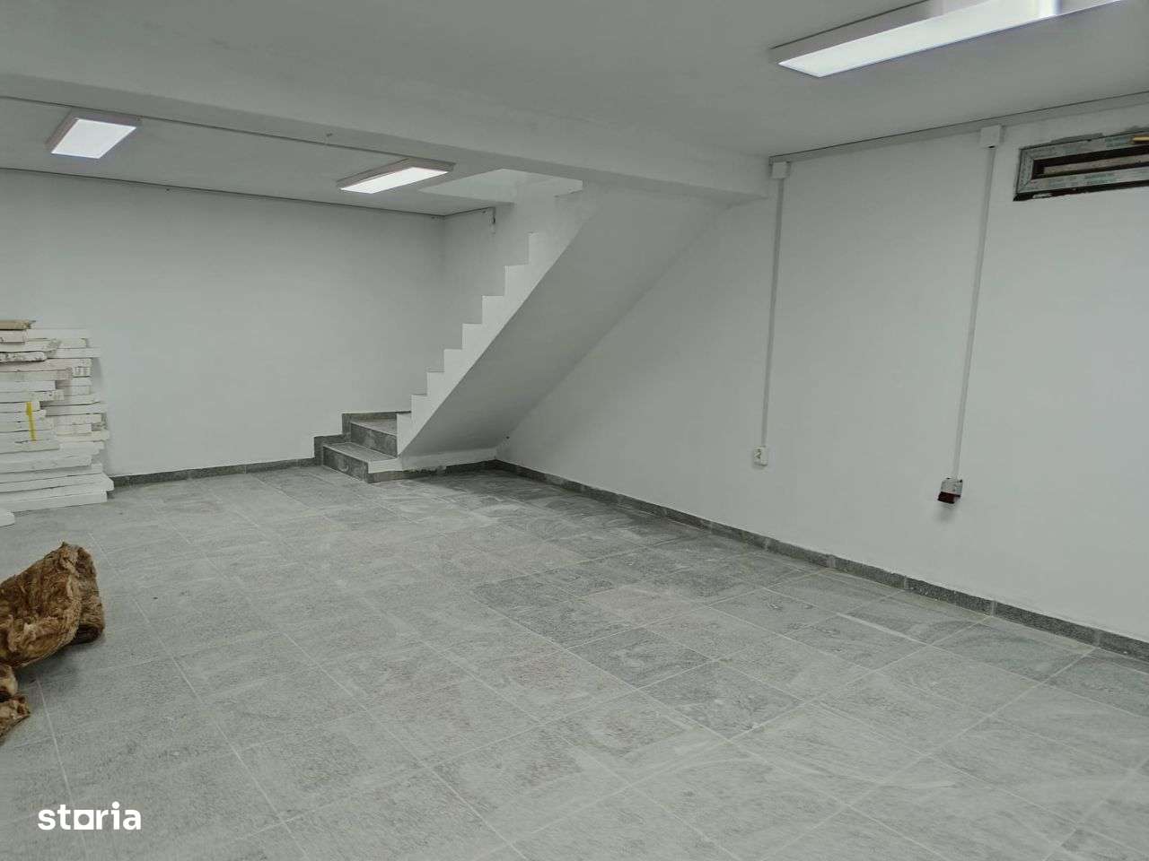 Spatiu pe 3 nivele 150mp utili totali Brazda - Imagine principală: 3/6