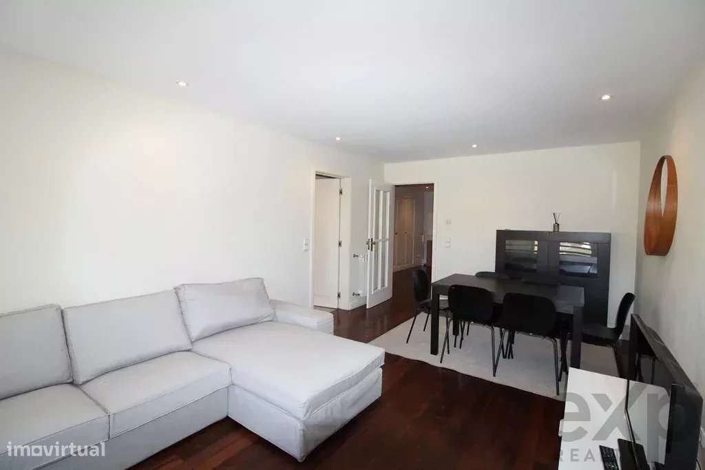 Excelente T2 para arrendamento a poucos metros da praia em Leça da Pal - Grande imagem: 4/26