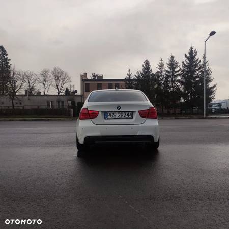 BMW Seria 3 320d - 10