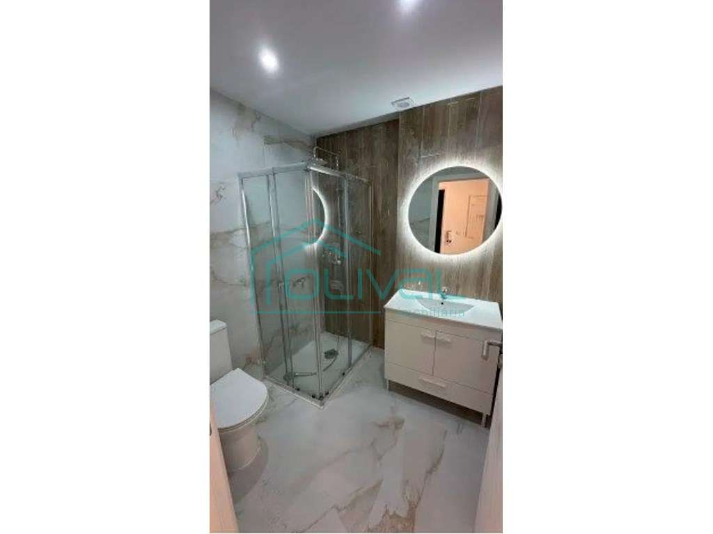 Apartamento T2 à venda na Rua Campos Monteiro-13