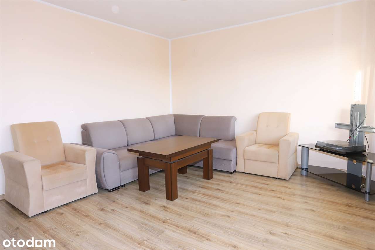 Przestronne, trzypokojowe mieszkanie na osiedlu Piastowskim. - Pełny obrazek: 2/17