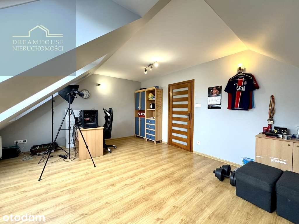 Doskonały dla Twojej Rodziny dom wolnostojący!-12