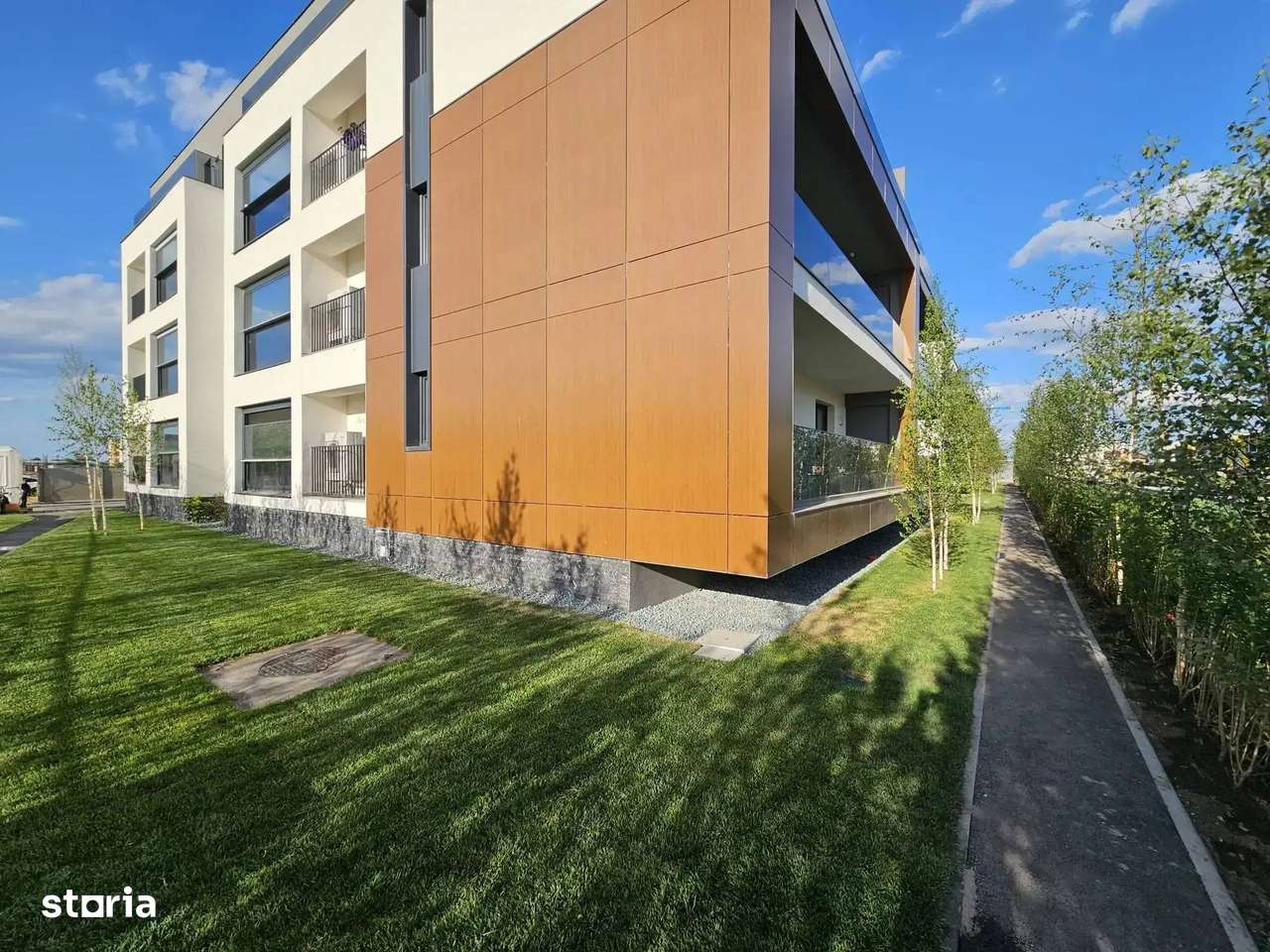Panouri Fotovoltaice | Apartament Spatios | 3 Camere Apartament nZEB