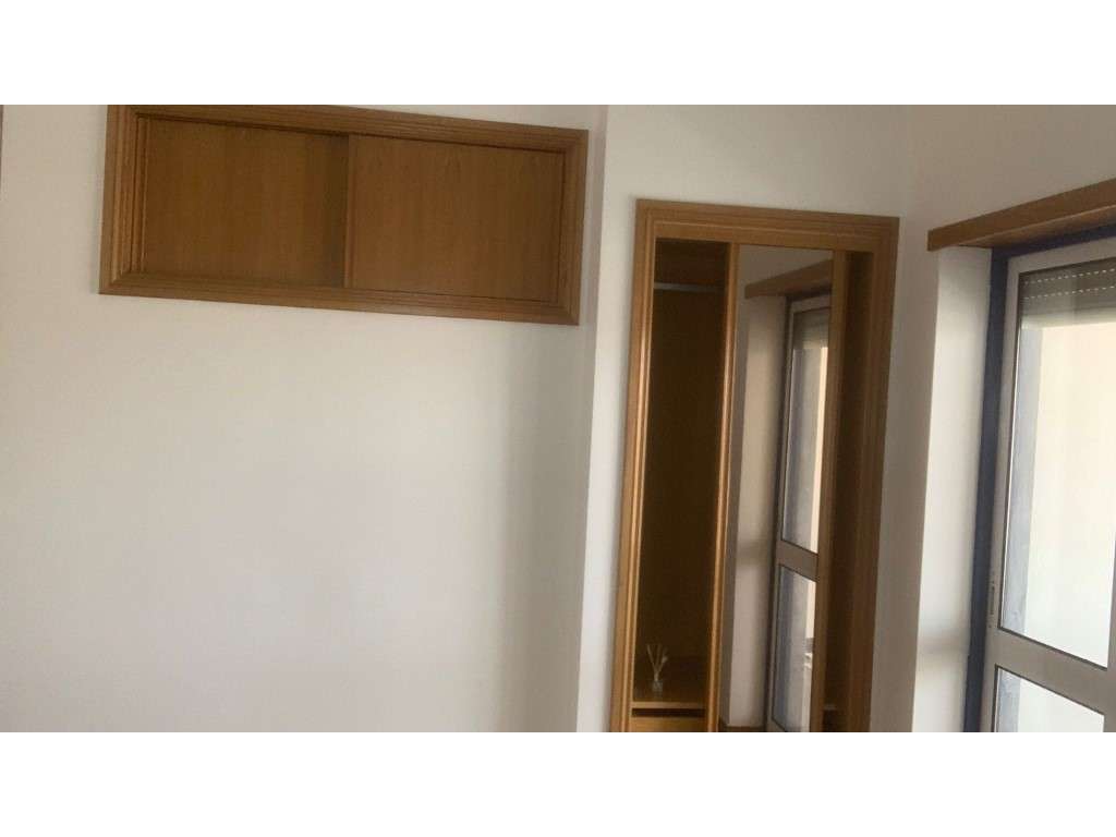 T3 Duplex com Garagem box, Terraços, Suite - Seminovo-16
