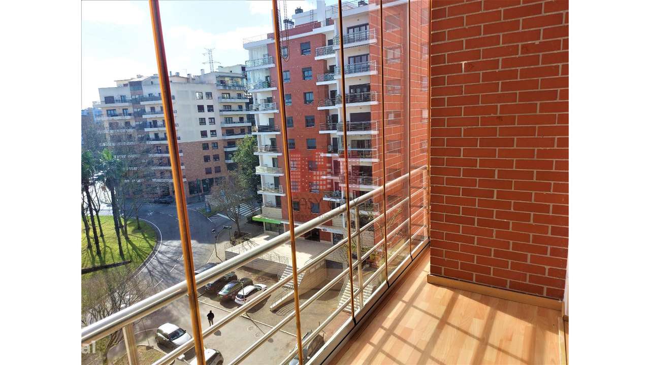 Apartamento T3 em Colinas do Cruzeiro-12