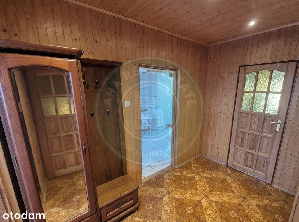 Dom wielorodzinny w cichej okolicy blisko lasu-11