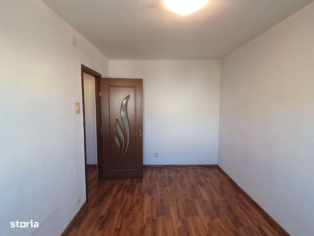 Vand apartament 2 camere spatios -zona Micalaca-12