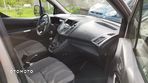 Ford Transit Connect - 8