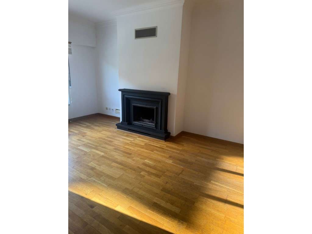 T3 com Terraço e Garagem | Quinta da Bela Vista - Carcavelos - Grande imagem: 4/25