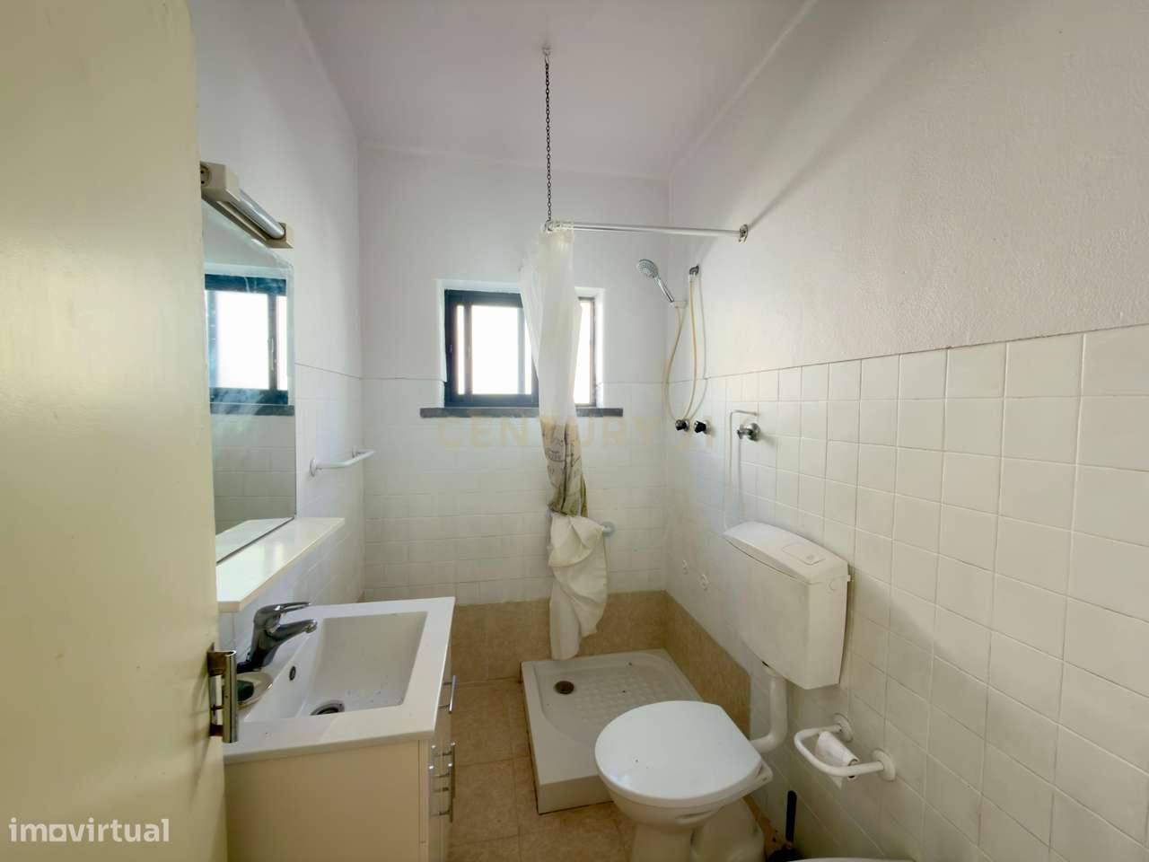 A Oportunidade Perfeita para Criar a Casa dos Seus Sonhos em Janes, Al-8