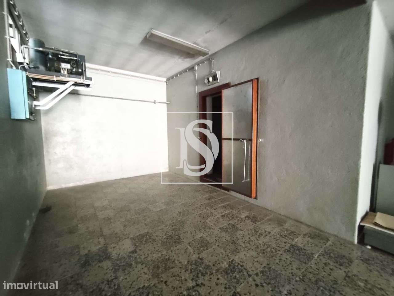 Espaço Comercial/Armazém - Zona Verde - Entroncamento-5