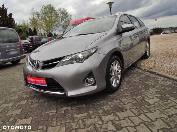 Toyota Auris 1.4 D-4D - 1