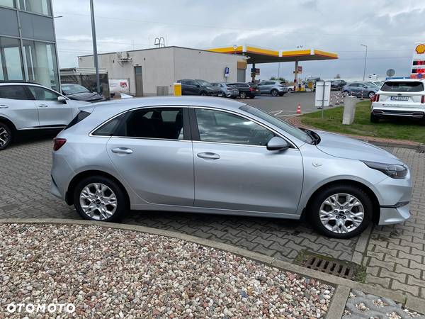 Kia Ceed 1.5 T-GDI M - 7