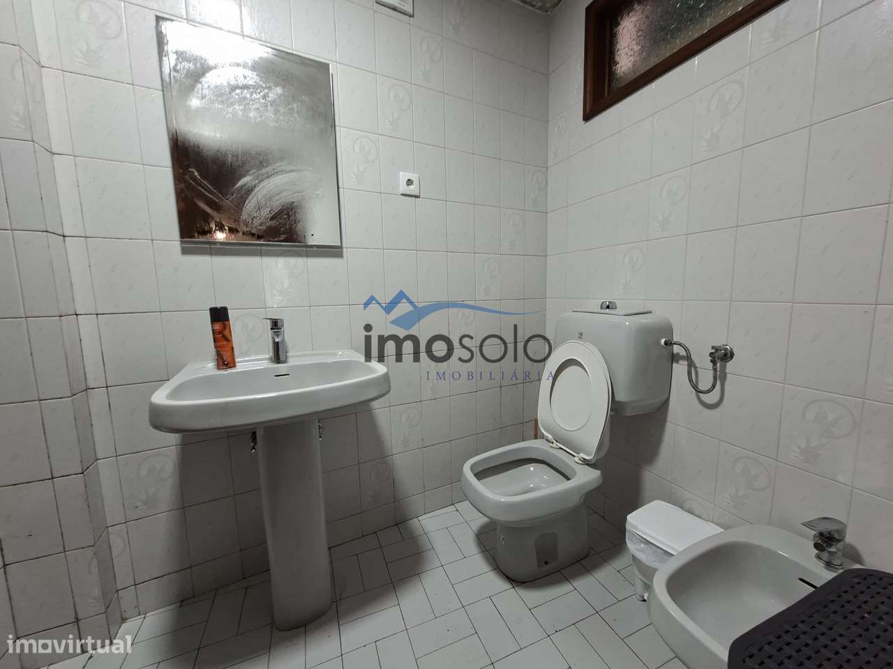 Apartamento T4 Remodelado no Centro de Oliveira de Azeméis-11