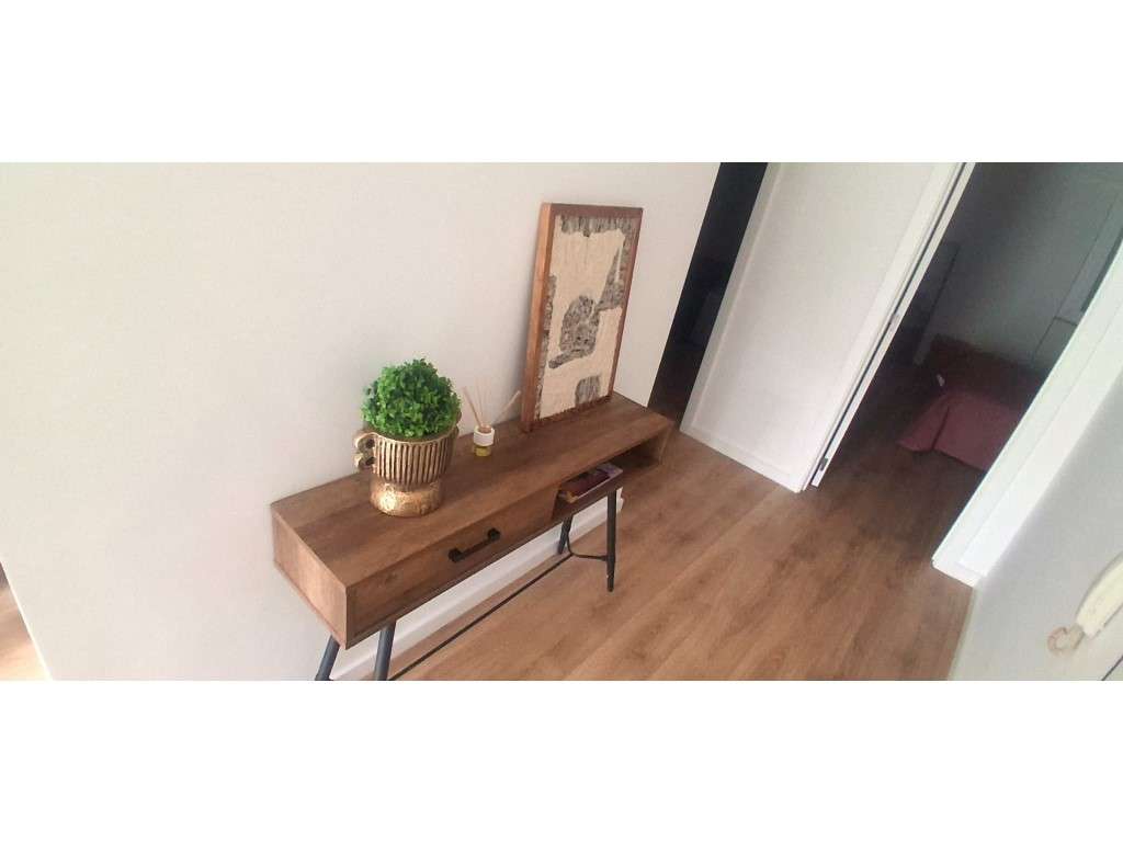 T3 em Benfica com elevador e varanda-5