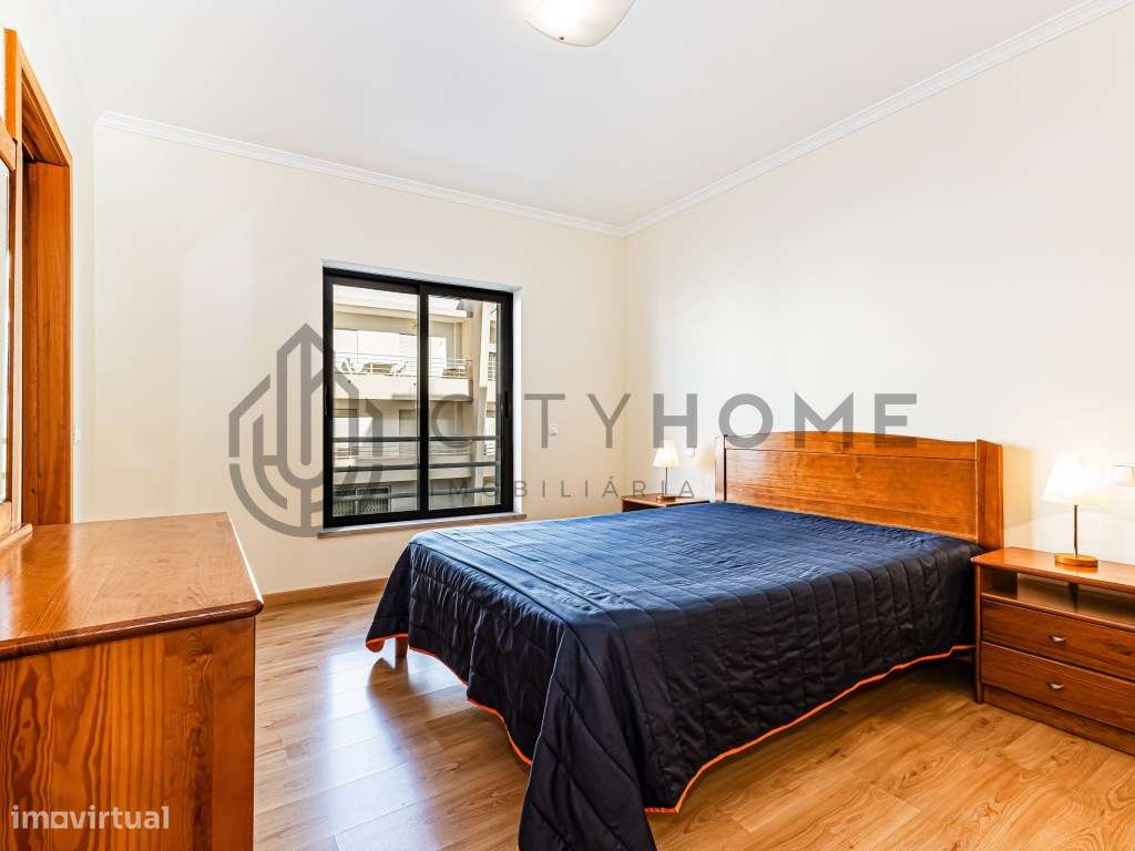 Apartamento T2 com garagem e vista mar a 400m da praia-15