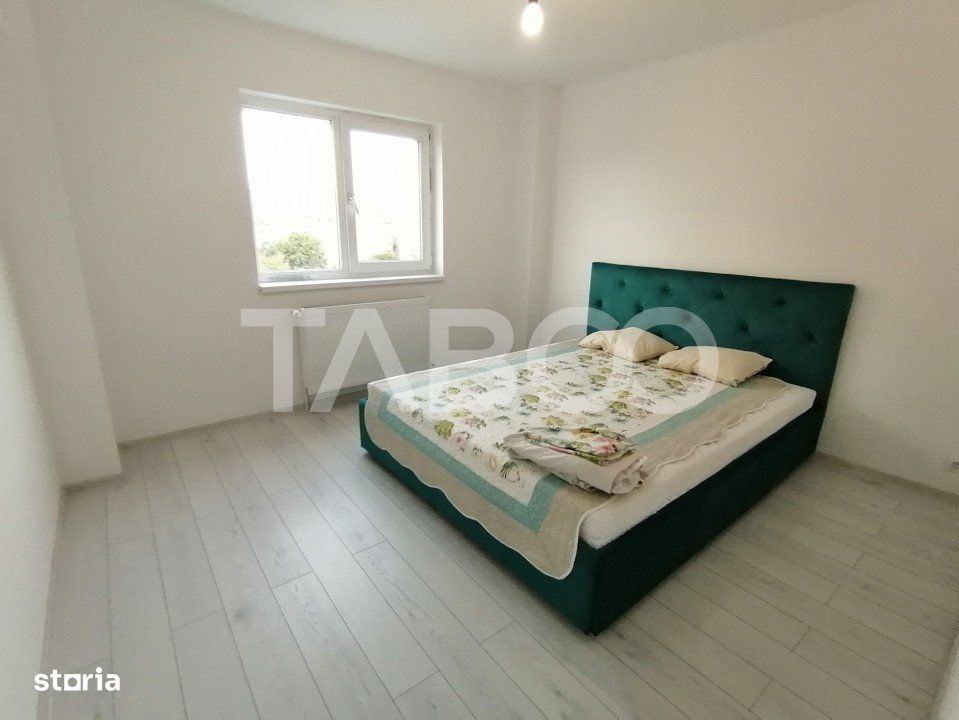 Apartament renovat decomandat 3 camere balcon zona Vasile Aaron Sibiu