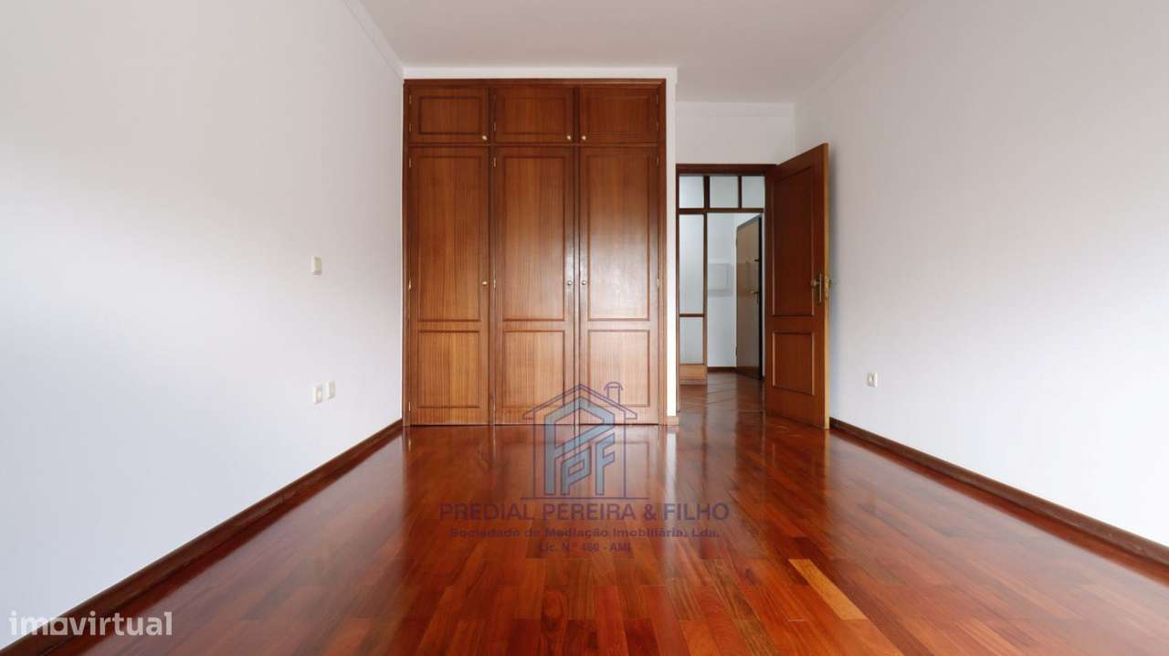 Apartamento Espaçoso T3 - Rio Tinto / Venda Nova-17