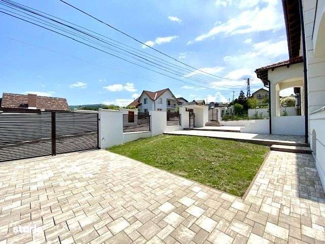 Casa nouă ,D+P+E , modernă , ultrafinisata - zona Sarmas - Imagine principală: 3/20