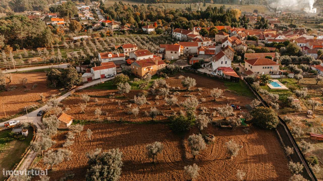 Oportunidade única: conforto, terreno e preço justo-24