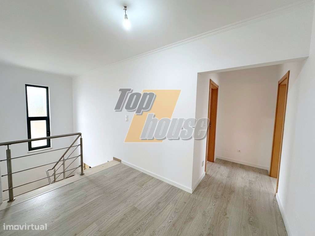 Moradia Isolada T5 Com Cave-27