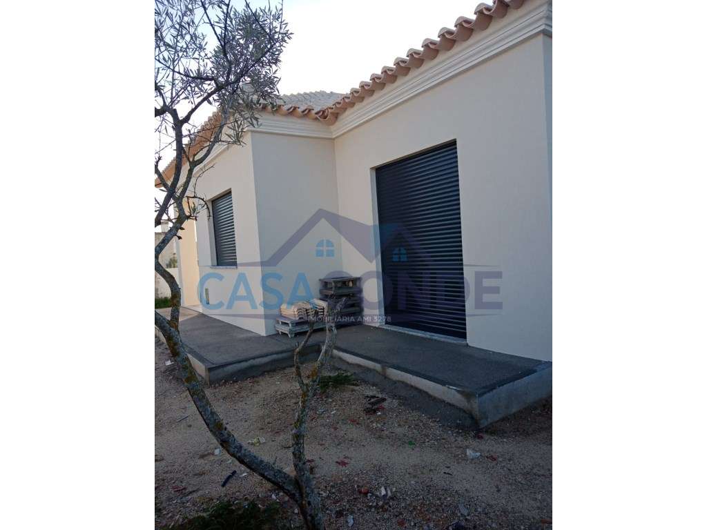 Moradia Isolada Duplex C/Piscina-44