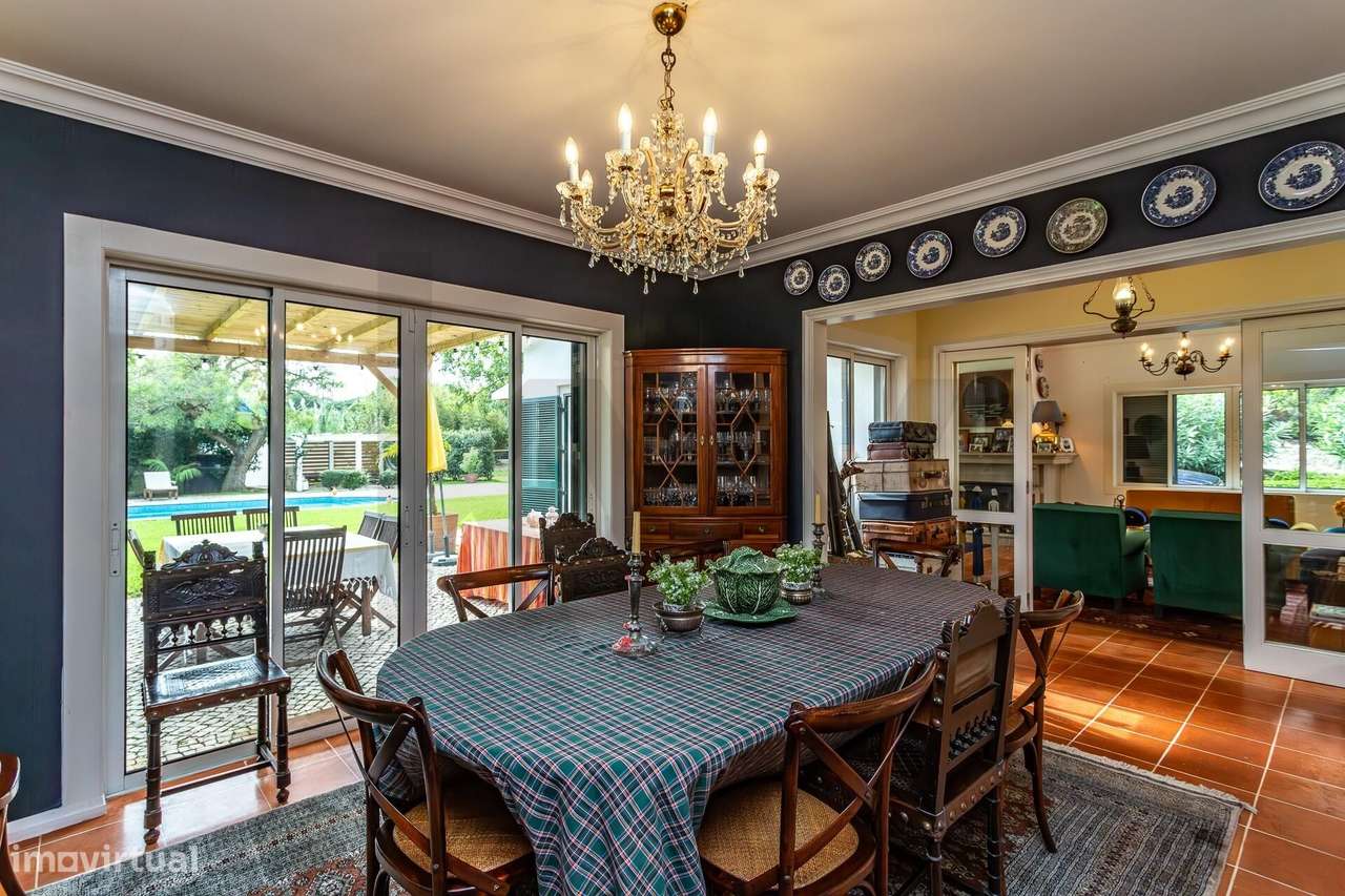 Moradia de Luxo T3 + 1 com Piscina e Jardim Privado em Alcabideche, Ca-27