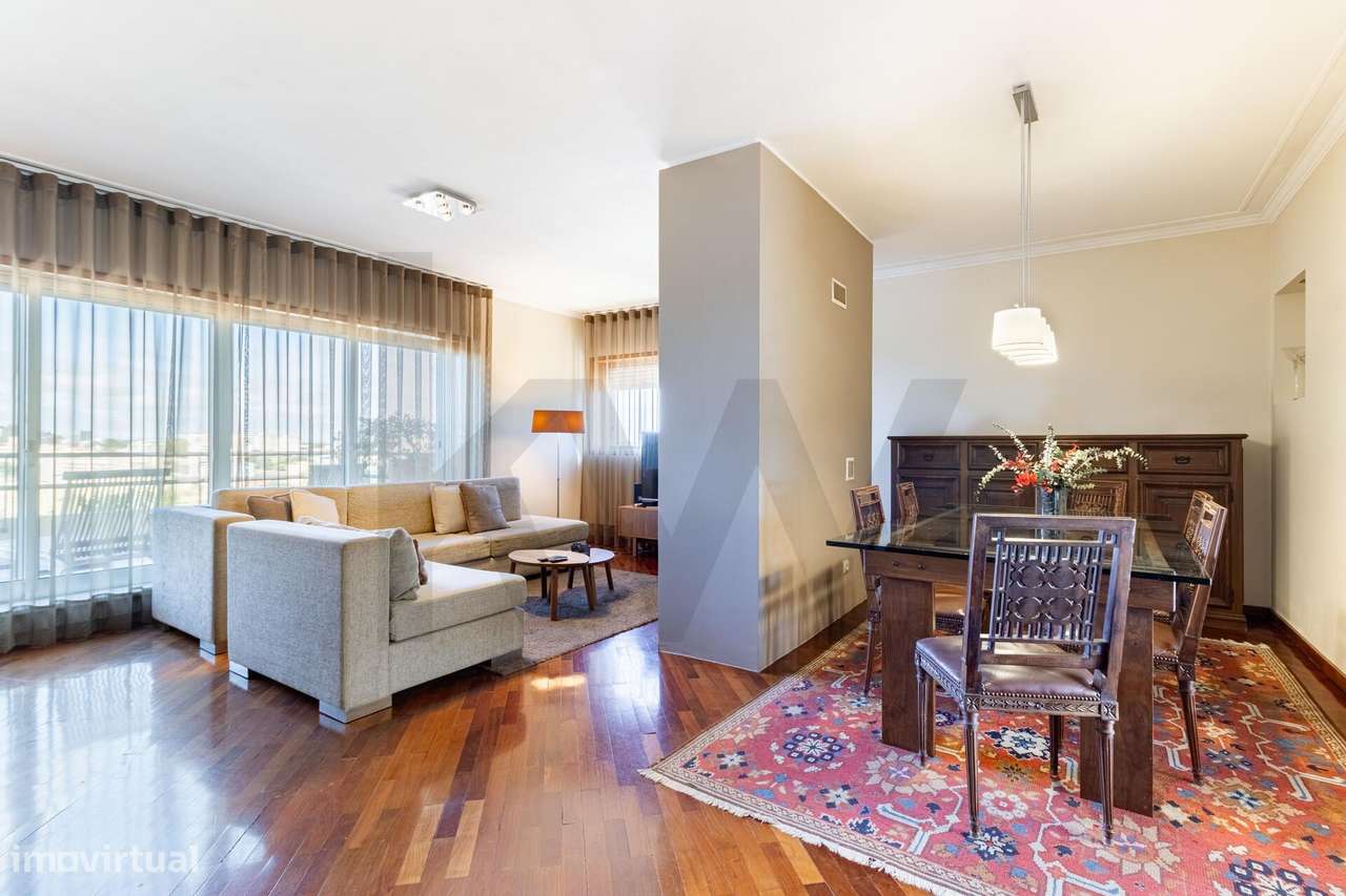 Apartamento T4+2 Duplex Único no Coração de São João da Madeira - Grande imagem: 4/46