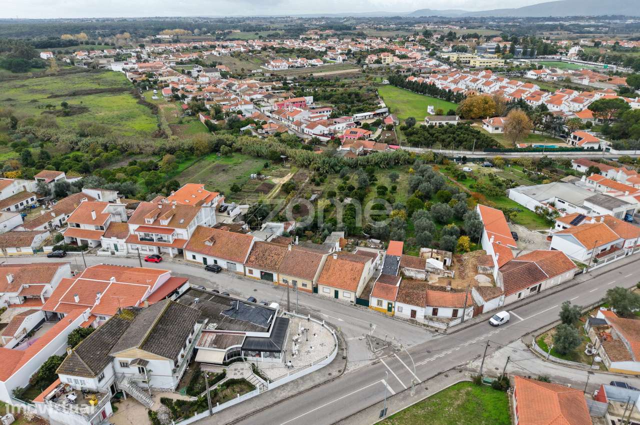 Moradia T4 Riachos - Torres Novas - Grande imagem: 1/34