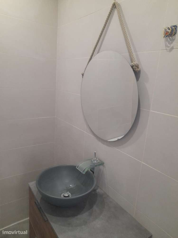 Apartamento T2 com varanda na Baixa da Banheira-20