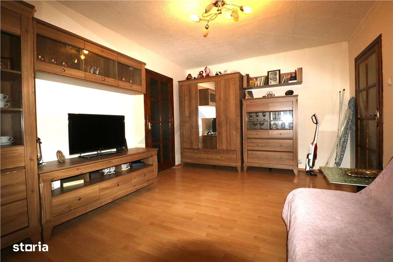 Apartament cu 2 camere, zona Bucovina - Imagine principală: 3/9