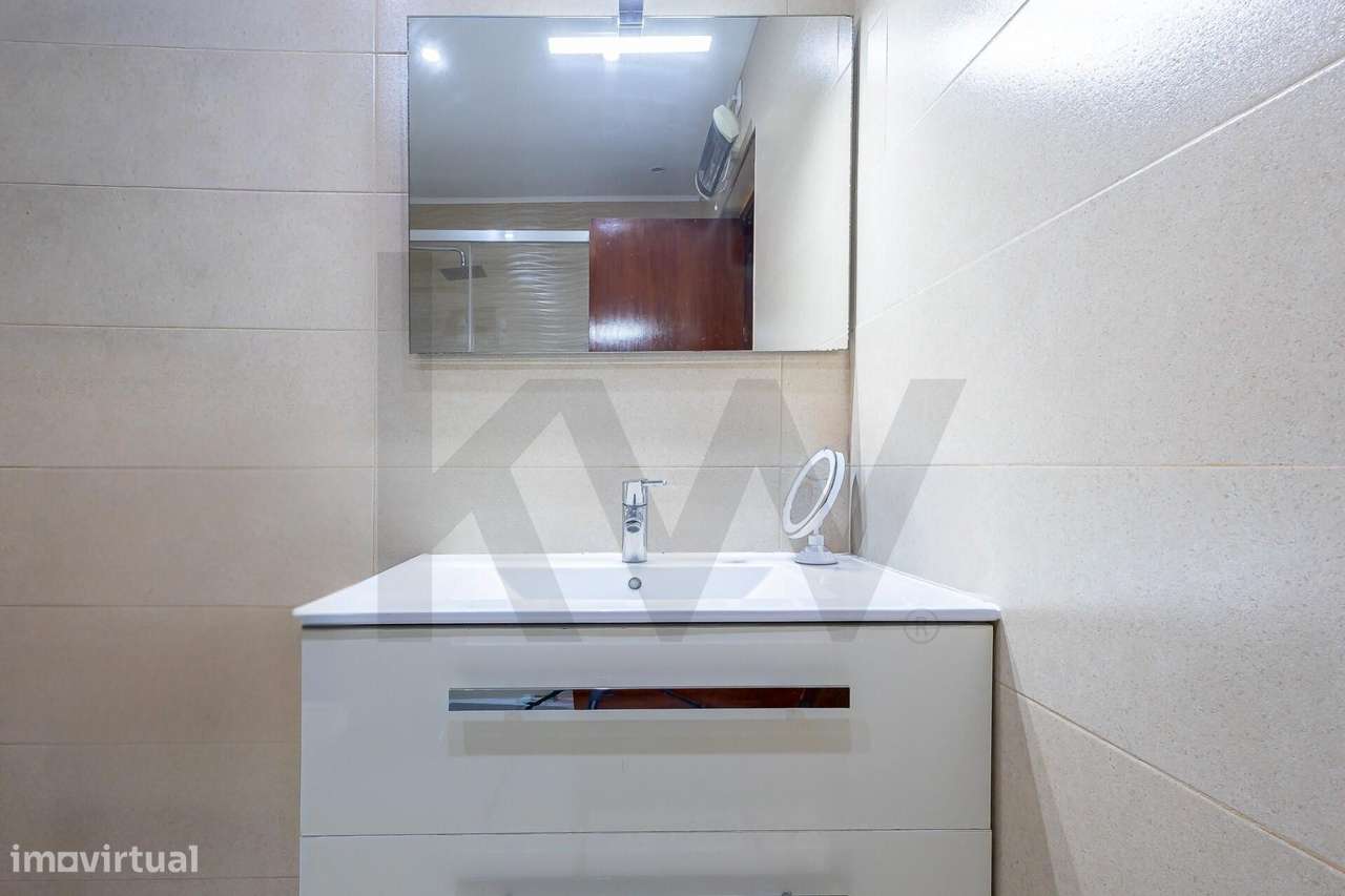 Apartamento T2+1 Muito Luminoso-  Arrentela-10