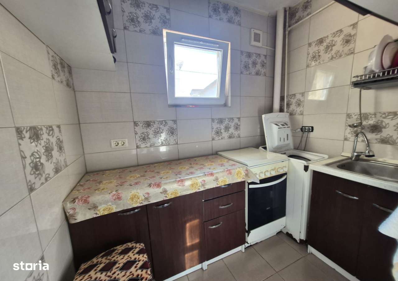 Apartament 2 camere Zona  Intim, parter-2