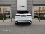 Jaguar F-Pace 2.0 P250 mHEV AWD R-Dynamic SE - 11