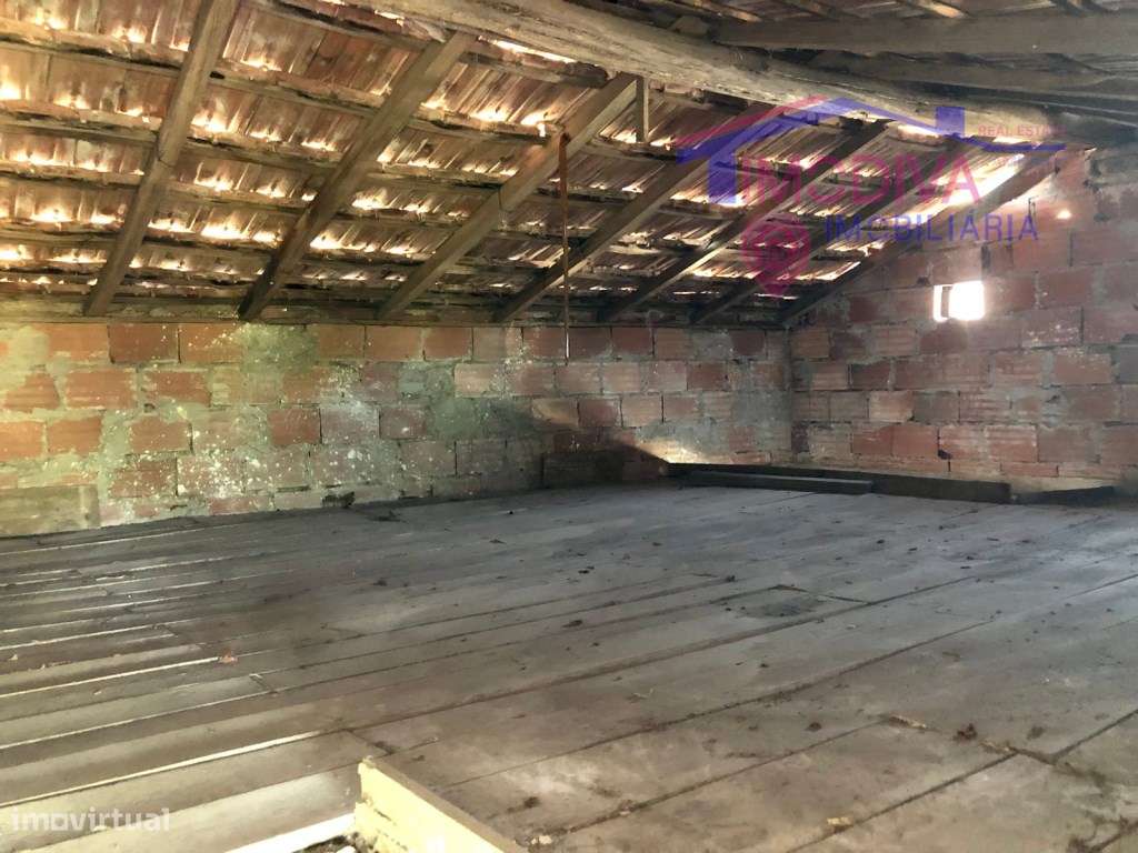 Propriedade rural com casinha afeta a armazém industrial - Grande imagem: 5/21