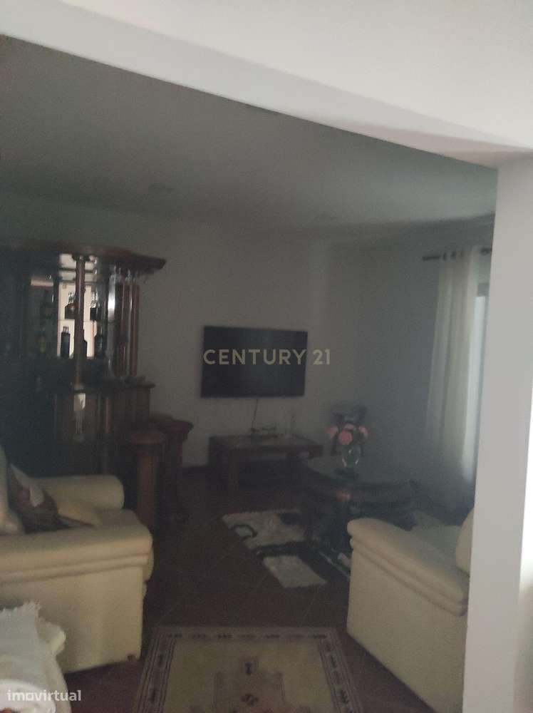 Moradia em Lagoa Parada - Santiago da Guarda - Ansião-11