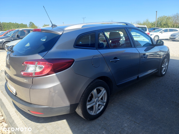 Renault Megane 1.5 dCi Dynamique - 7