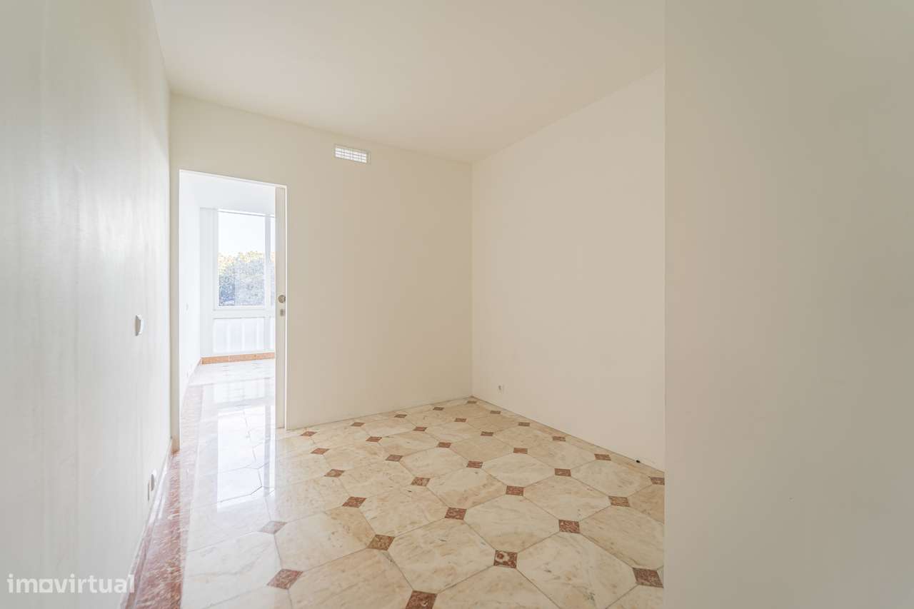 Apartamento T1 com Vista Mar – Arcadas do Estoril, Av. Aida-15