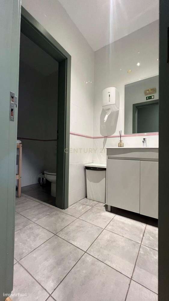 Café- Brunch para trespasse. Venda de um negocio montado e em funciona - Grande imagem: 5/8